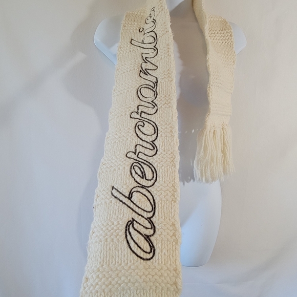 VTG Y2K Abercrombie Ivory Chunky Cable Knit Scarf Fringed Logo Grunge Unisex - Picture 3 of 10